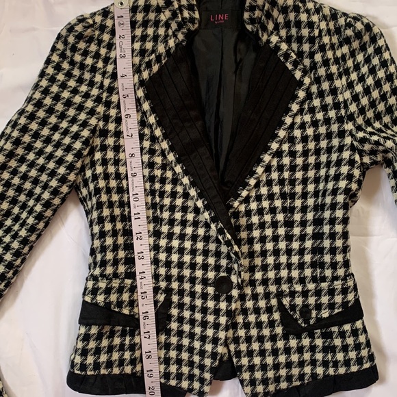 Black and white blazer - Picture 6 of 7